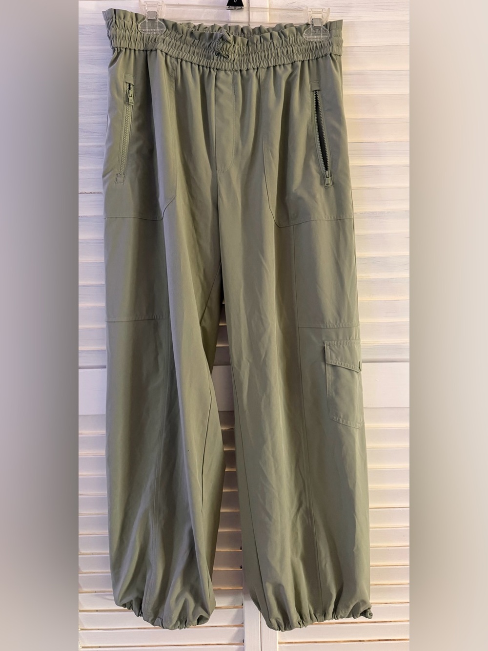 Women’s Green Cargo Pants